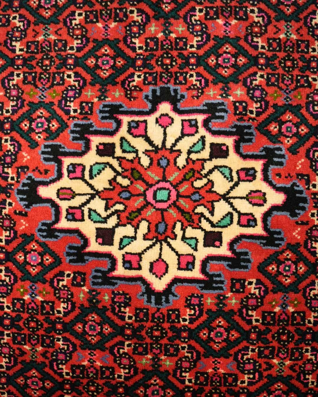 Persian Handmade Wool Rugs - 3'x5' (100x150 cm) - Image 4