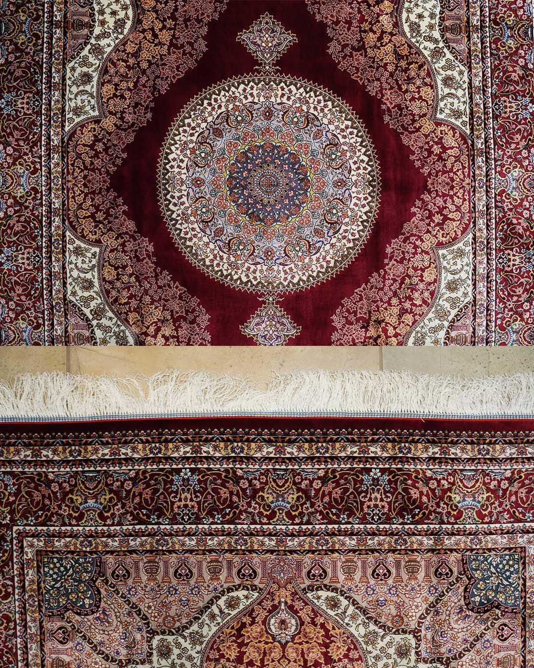 Persian Machine-Made Silk Rugs -(2*2) - Image 2