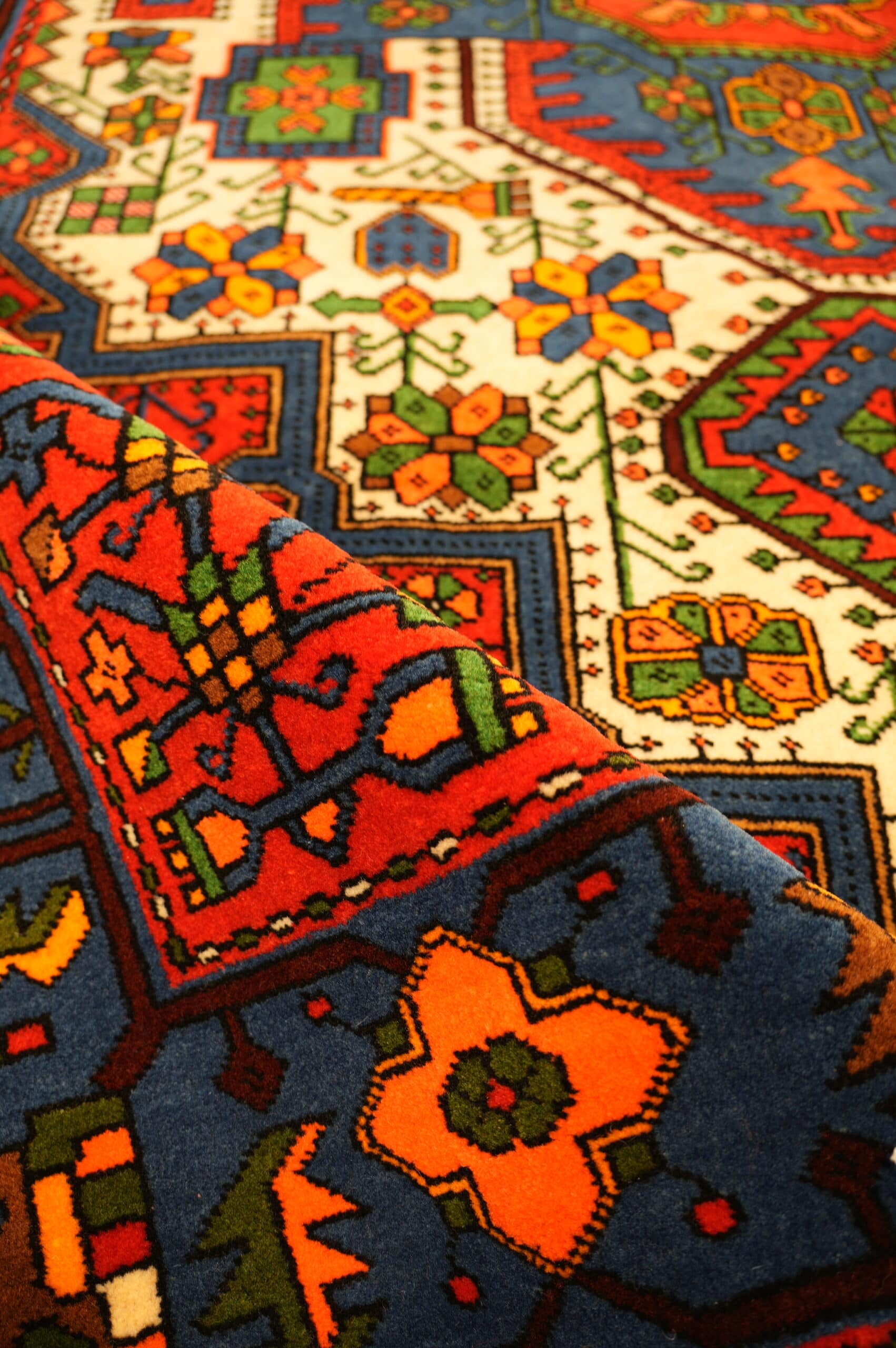 Persian Hand-Made Wool Rug 5'x8' No.4
