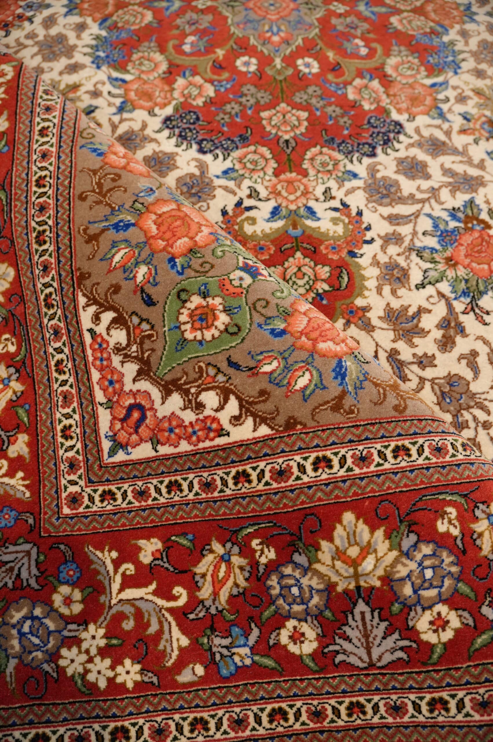 Persian Hand-Made Wool Rug 5'x8' No.13