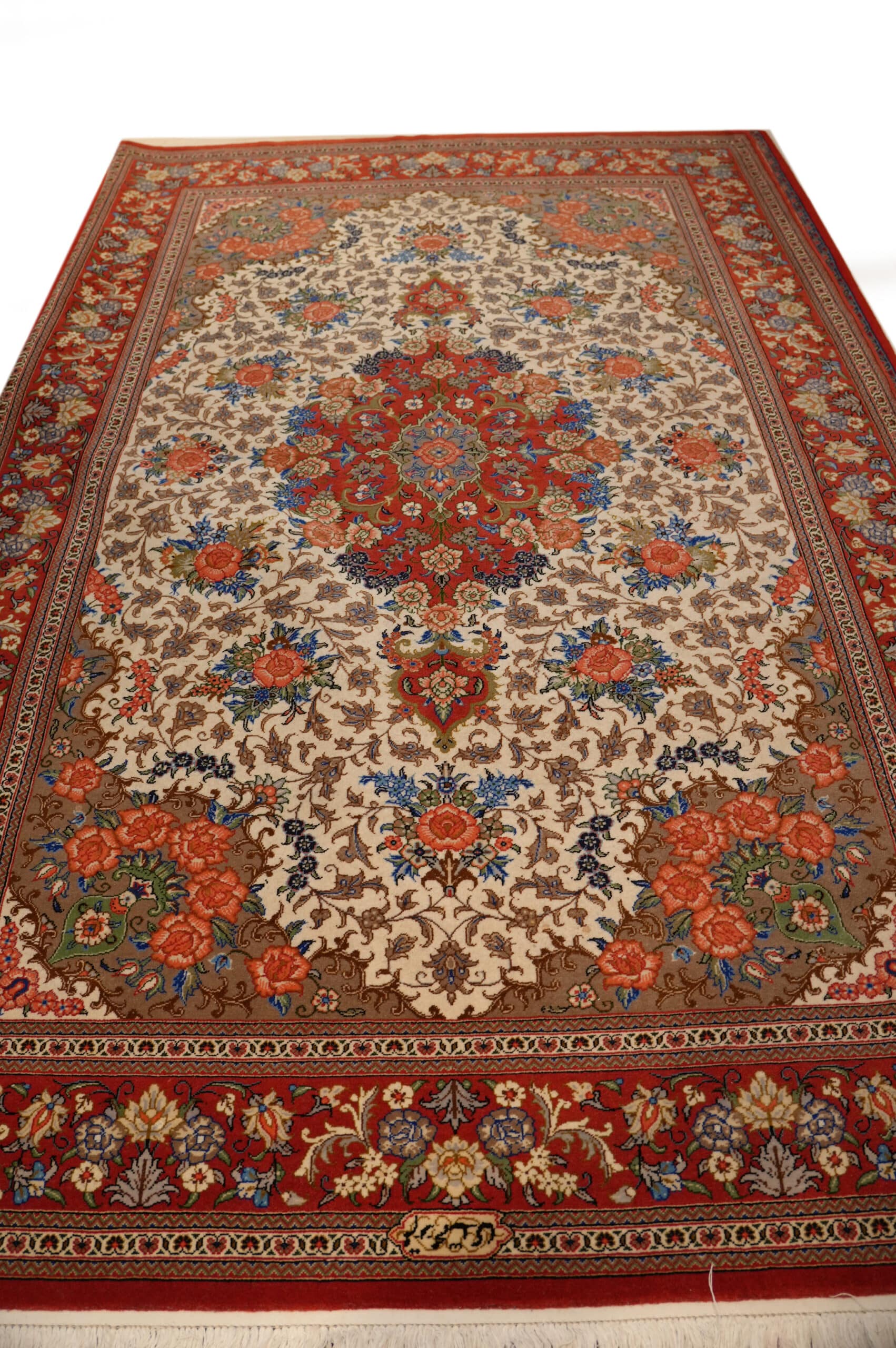 Persian Hand-Made Wool Rug 5'x8' No.13
