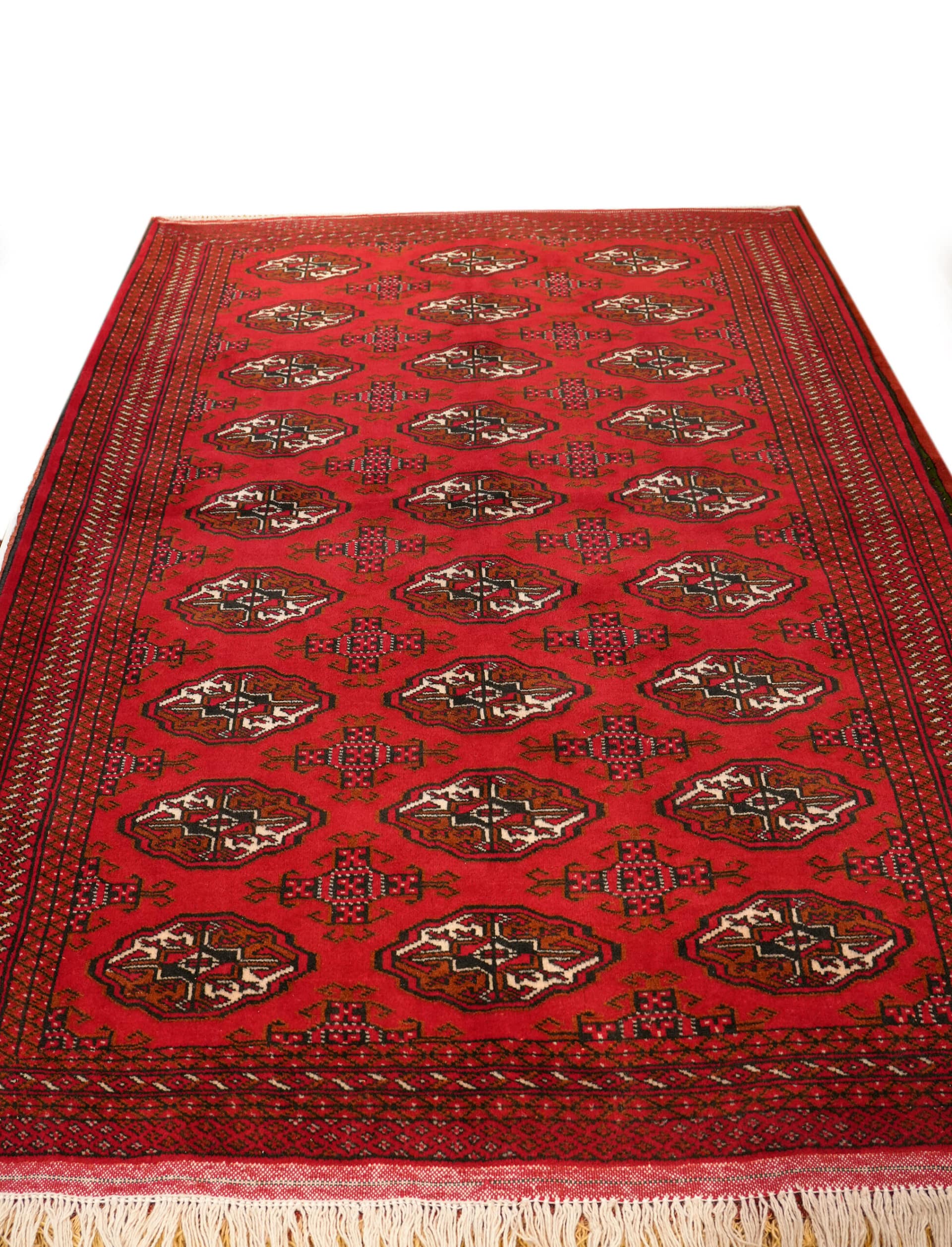 Persian Hand-Made Wool Rug 5'x8' No.3