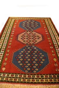 Persian Hand-Made Wool Rug 5'x8' No.2